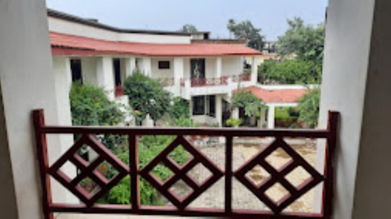 מלון Sitapur Muafi Mp Tourist Bunglow , Chitrakoot מראה חיצוני תמונה